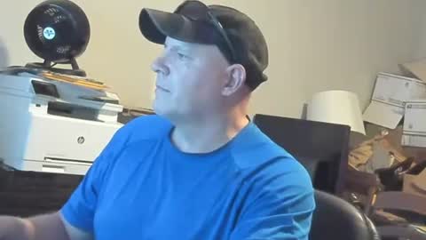 bad_boy4u2abuse online show from September 21, 12:34 am