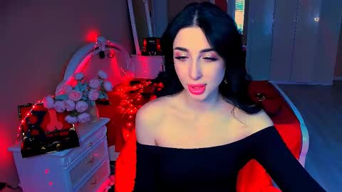 Miss Desire...do you remember online show from February 9, 7:38 am