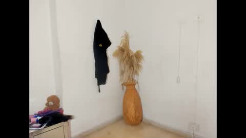 bad_girl_deluxe online show from November 3, 11:59 pm