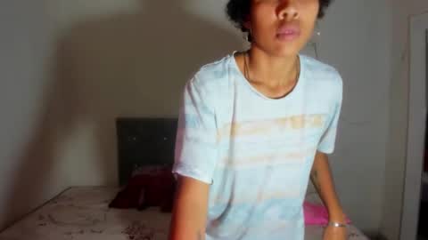 bad_girl_deluxe online show from November 7, 3:17 am