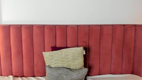 Snapshot of bad_queen22 chatting on November 27, 1:07 am bad_queen22 online show from November 27, 1:07 am