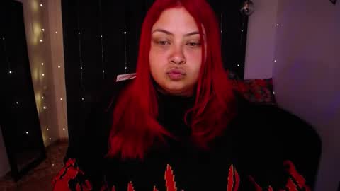 Snapshot of bad_scarlett1 chatting on February 17, 11:42 pm Scarlett online show from February 17, 11:42 pm