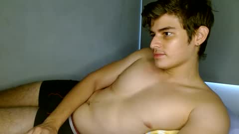 Snapshot of badbunny_69_ chatting on January 18, 7:04 pm badbunny_69_ online show from January 18, 7:04 pm