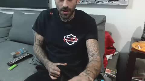 BadCouple  online show from February 5, 2:29 am