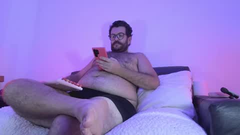 Snapshot of baddaddybrasil chatting on May 6, 12:21 pm Baddaddybrazil online show from May 6, 12:21 pm