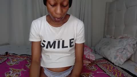 Snapshot of baddie_caramell chatting on October 2, 7:21 pm baddie_caramell online show from October 2, 7:21 pm