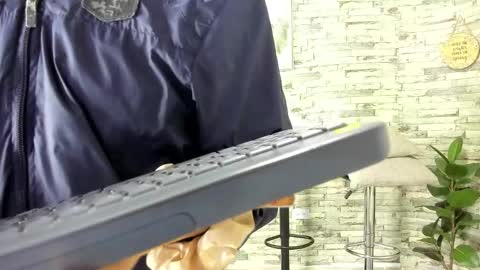 candy and dayan online show from January 14, 11:05 am