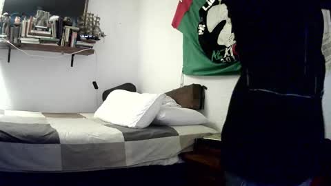 Mexican livin Off the Wall online show from October 25, 2:08 am