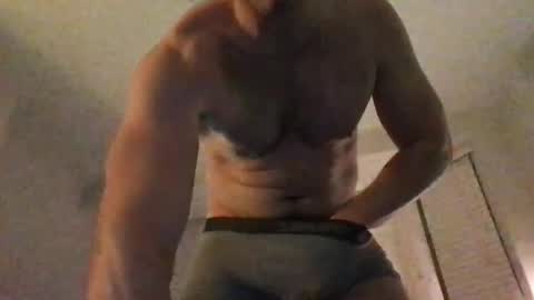 Snapshot of badman_s_man chatting on December 28, 11:37 pm BadManSMan online show from December 28, 11:37 pm