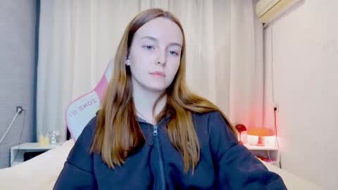 Snapshot of bae_cake_ chatting on November 30, 4:55 pm Alice online show from November 30, 4:55 pm