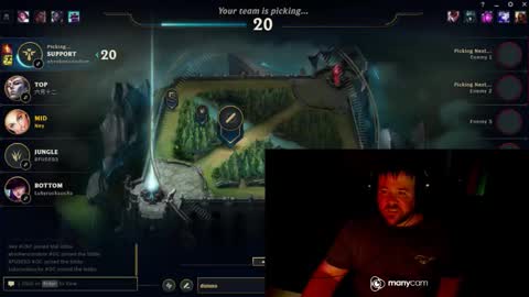 Snapshot of baftez chatting on November 30, 9:46 am Baffels online show from November 30, 9:46 am