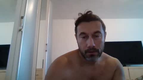 Snapshot of bagio18 chatting on December 4, 8:45 am Bagio online show from December 4, 8:45 am