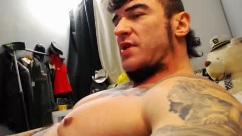 Snapshot of ballard_ chatting on January 1, 4:29 am Bret Ballard online show from January 1, 4:29 am