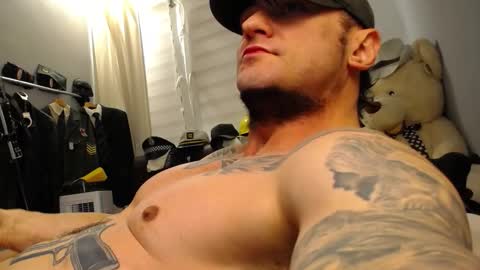 Snapshot of ballard_ chatting on January 14, 1:44 am Bret Ballard online show from January 14, 1:44 am