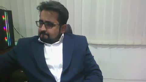 Ballbusting Slave online show from December 10, 9:44 am