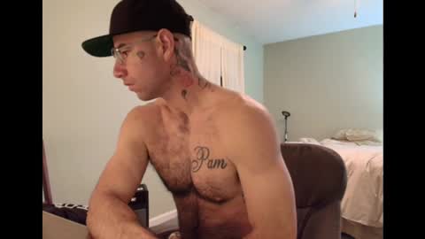 Snapshot of bam14680 chatting on December 22, 9:22 am bam14680 online show from December 22, 9:22 am