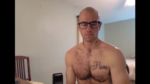 Snapshot of bam14680 chatting on December 30, 9:48 am bam14680 online show from December 30, 9:48 am