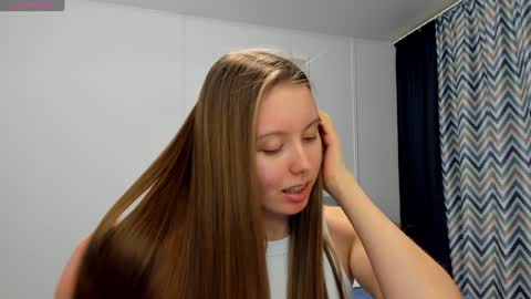 Kira online show from December 26, 9:15 pm