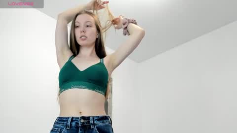 Kira online show from April 19, 3:22 pm