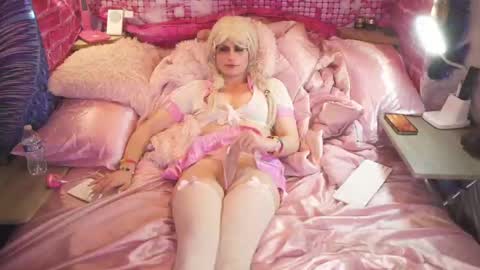 Bambi Bubbles online show from October 2, 6:20 am