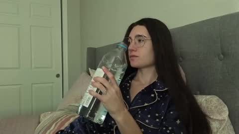 bambifarrina online show from November 15, 9:21 pm