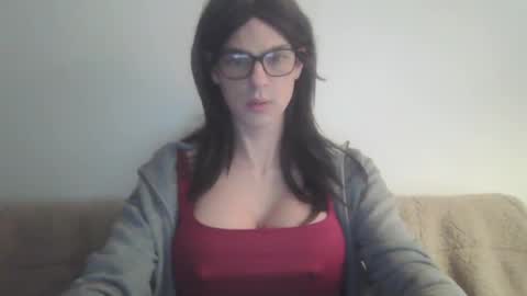 Snapshot of bambilovets1 chatting on April 27, 12:14 pm Bambi online show from April 27, 12:14 pm