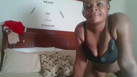 banana_charly online show from November 11, 12:16 pm