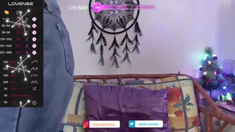 Snapshot of bandit_monkey chatting on December 24, 1:59 am V E R O N I C A online show from December 24, 1:59 am