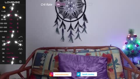 Snapshot of bandit_monkey chatting on December 24, 5:38 am V E R O N I C A online show from December 24, 5:38 am