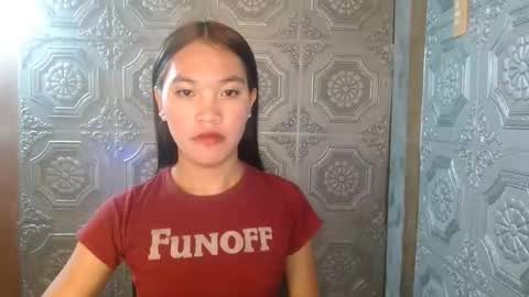 baninay810654 online show from September 28, 2:33 pm