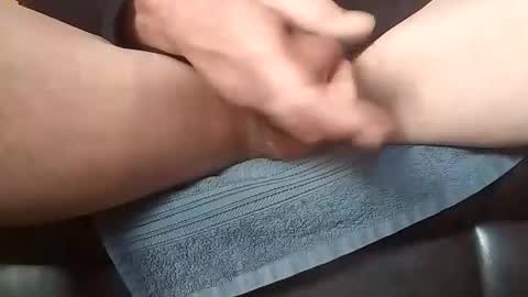 Snapshot of baobabtree10 chatting on November 15, 2:02 pm baobabtree10 online show from November 15, 2:02 pm