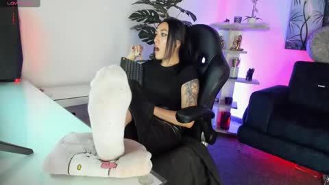 Gabi  online show from September 30, 7:30 pm