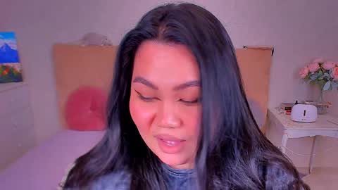 Barbie Kim online show from December 5, 8:00 am