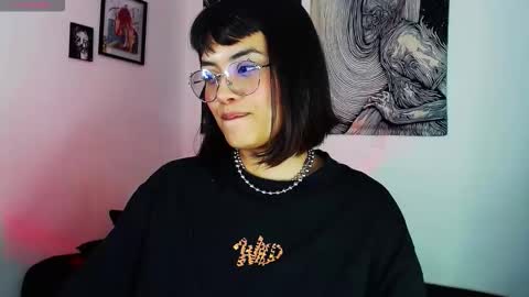 Snapshot of barbaraaa_moon chatting on November 20, 4:45 am Barbara Moon online show from November 20, 4:45 am