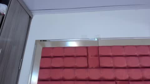 Barbara  online show from January 14, 3:15 pm