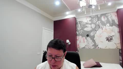 barbaraturners online show from October 19, 11:44 am