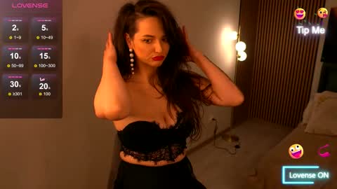 Snapshot of barbaraxoxox chatting on November 12, 6:36 am barbaraxoxox online show from November 12, 6:36 am