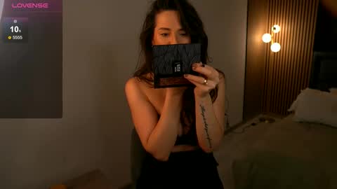 Snapshot of barbaraxoxox chatting on December 3, 5:26 am barbaraxoxox online show from December 3, 5:26 am