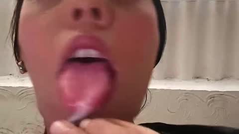barbi_boobs online show from April 19, 1:54 pm