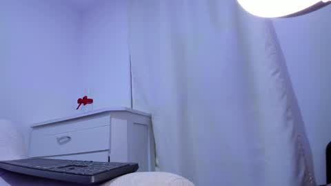 Snapshot of barbie_brunette3 chatting on March 4, 2:27 am independet model online show from March 4, 2:27 am