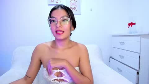 Snapshot of barbie_brunette3 chatting on March 9, 3:11 am independet model online show from March 9, 3:11 am