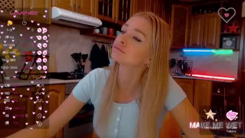 Snapshot of barbie_kiss1 chatting on January 16, 4:38 am barbie online show from January 16, 4:38 am