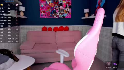 Snapshot of barbie_lis chatting on February 24, 11:19 pm LisGTM2 Mon-Thu Sat 0100am-0700am online show from February 24, 11:19 pm