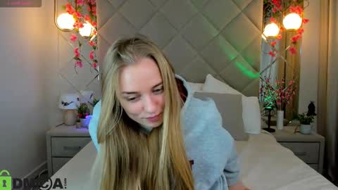 Snapshot of barbie_lis chatting on November 29, 1:08 am LisGTM2 Mon-Thu Sat 0100am-0700am online show from November 29, 1:08 am