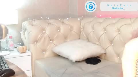 Snapshot of barbiefox_ chatting on March 2, 11:31 pm barbiefox_ online show from March 2, 11:31 pm