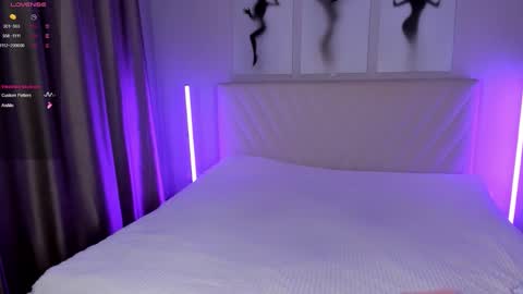  Emma online show from September 21, 7:59 pm