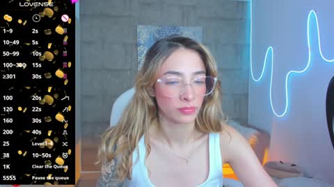 Barbie Scot online show from January 8, 8:39 pm