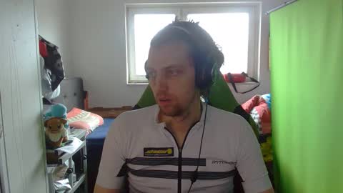 Snapshot of barca200 chatting on December 1, 9:25 am barca200 online show from December 1, 9:25 am