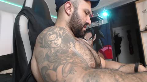 Snapshot of bardockroy_ chatting on January 20, 2:43 am bardock online show from January 20, 2:43 am