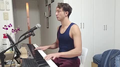 Snapshot of barebritpianist chatting on November 27, 6:59 am BareBritPianist online show from November 27, 6:59 am